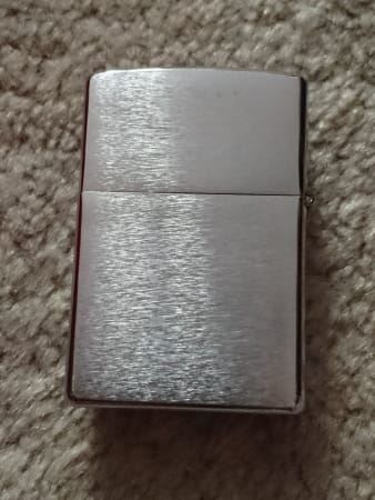 Zippo Briquets: Support Your Local 81 – Neuf avec emballage d'origine à Cortaillod par signep 3