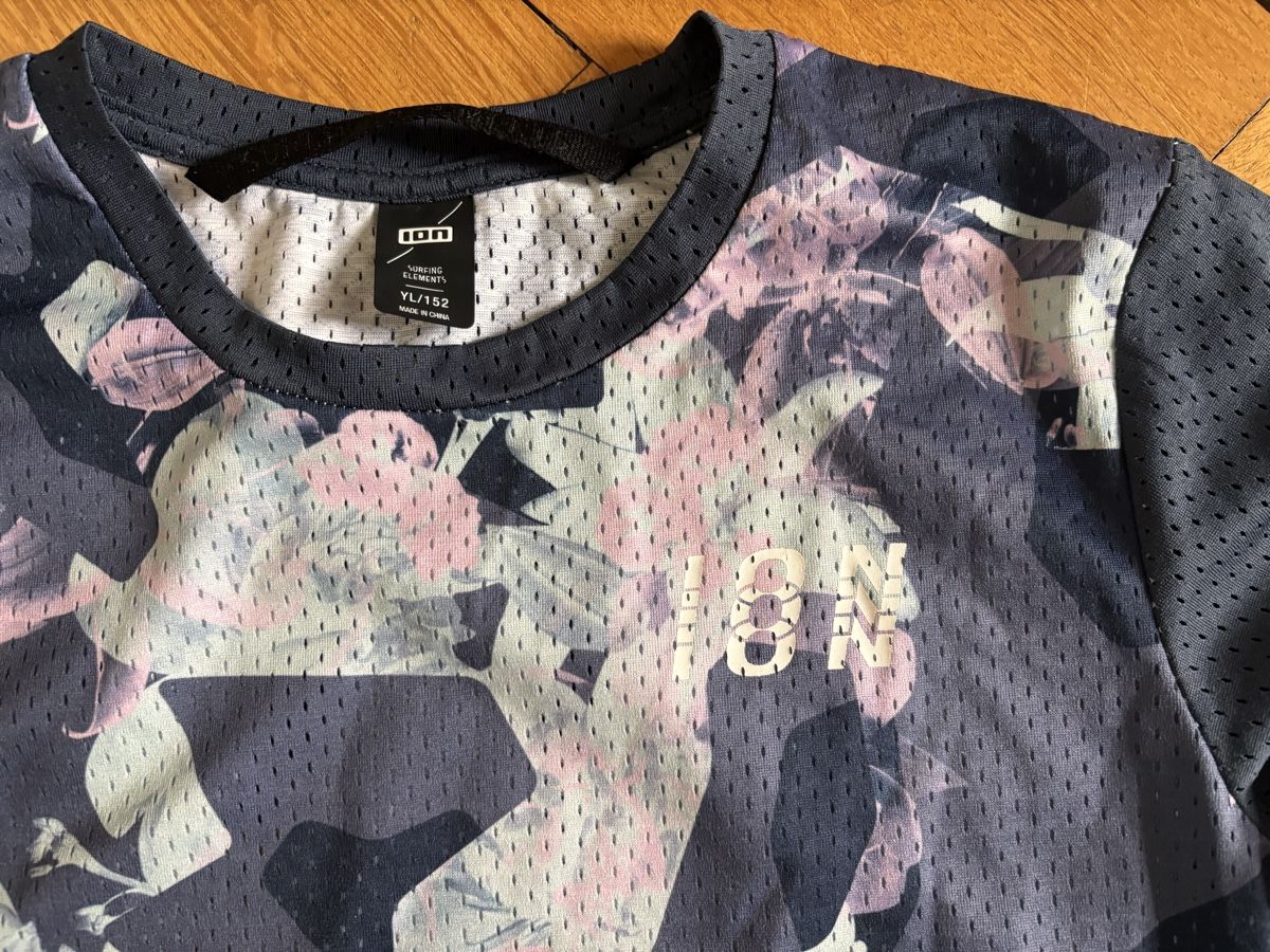 Kleiderpakete: Bike Shirt, Hose 152 – Gebraucht aus Zürich von gucks 2