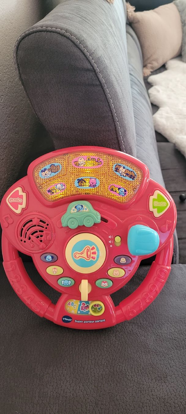 Vtech Giocattoli: Volant interactif Vtech -25 cm + les piles/batery – Usato da Vevey venduto da obi_n8zc 1