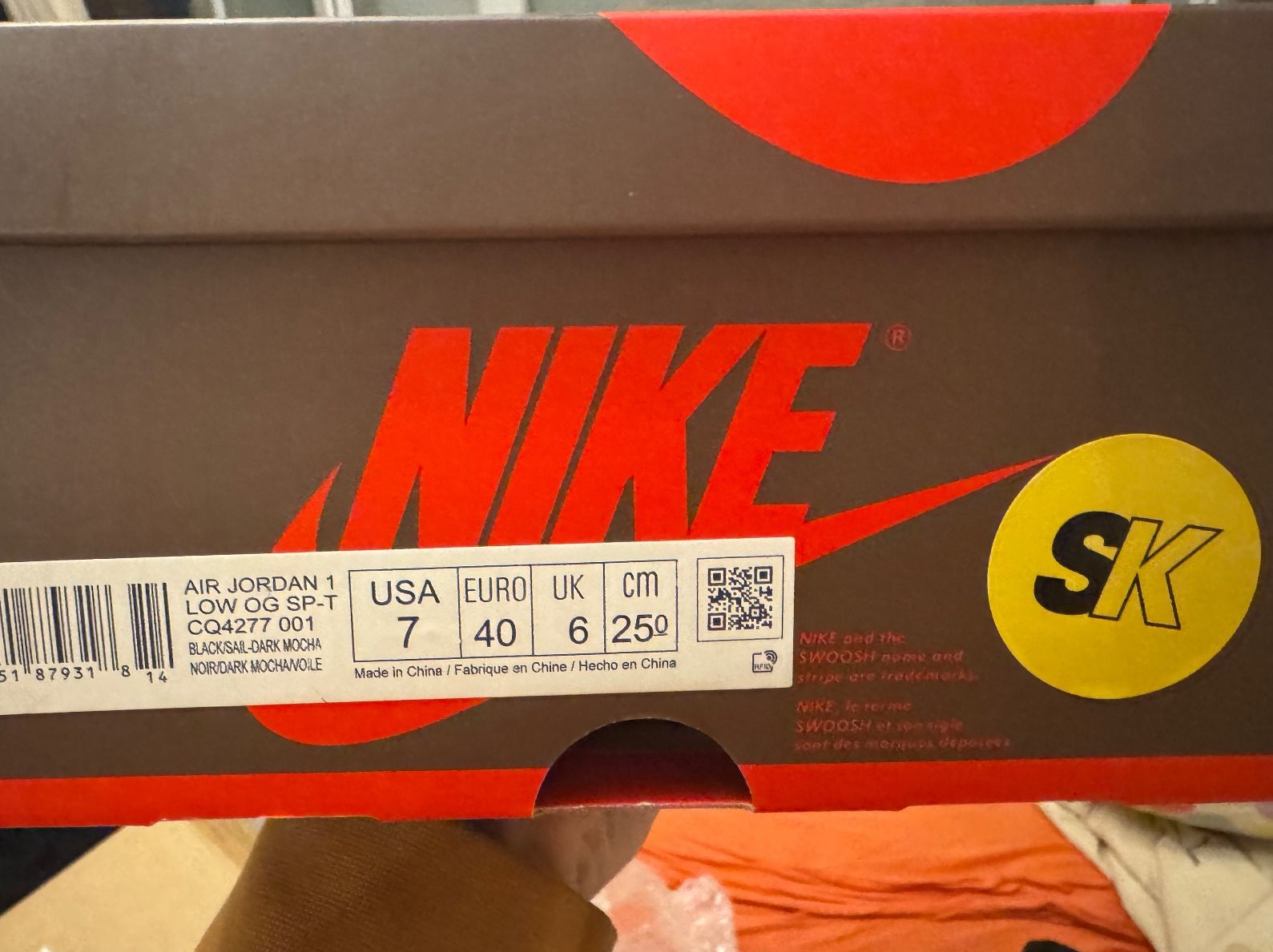 Jordan Herrenschuhe: Jordan 1 low Travis Scott Mocha T40/S7 – Neu und originalverpackt aus Corsier-sur-Vevey von mau_rl75 8