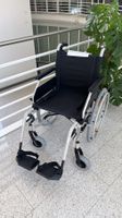 Rollstuhl *NEU*