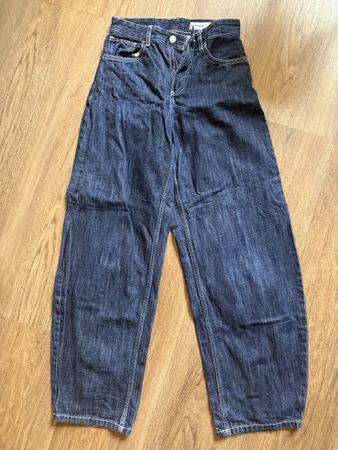 Jeans Bershka dunkelblau Grösse 34 guter Zustand