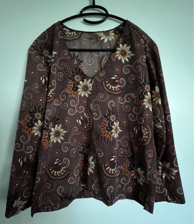 Bluse von auka Gr. M