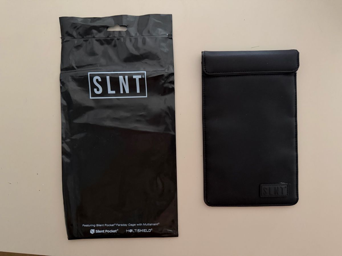 Taschen: Custodia Faraday SLNT nera – Neu (gemäss Beschreibung) aus Zürich von fra89zh