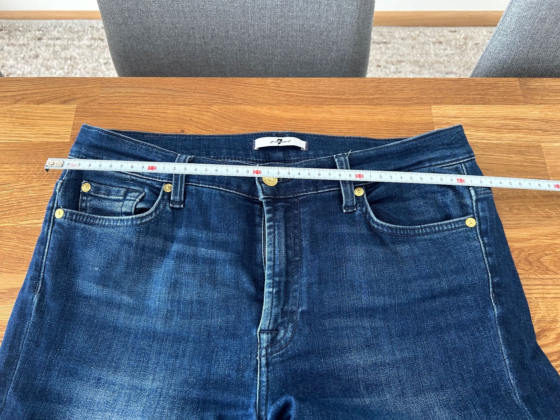 Mankind Jeans: 7 For All Mankind Jeans: Gr. 31, blau – Gebraucht aus Basel von Interstellar85 2