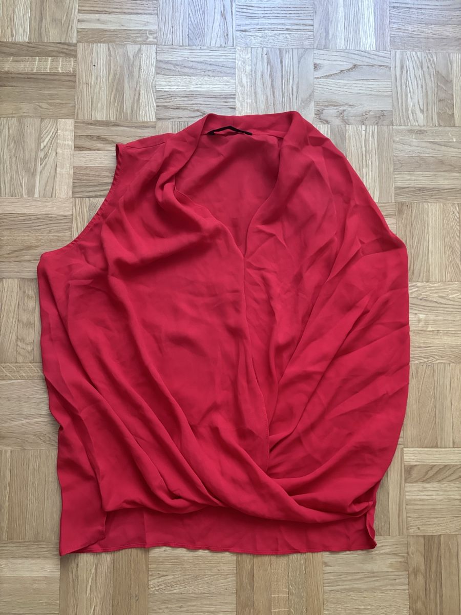 Tops: Dunnes red sleeveless summer blouse, size 40 – Gebraucht aus Luzern von aloevira 2
