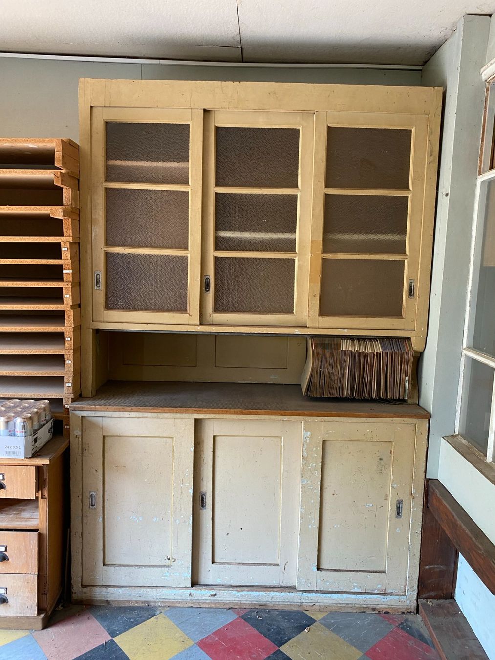 Armoires: Antiker Schrank – D'occasion à Kriessern par schwedenstahl_fan 1