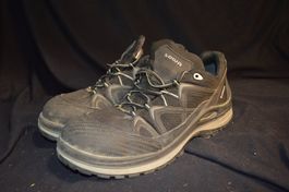 LOWA Arbeitschuhe Gr.45, Schwarz, Top!