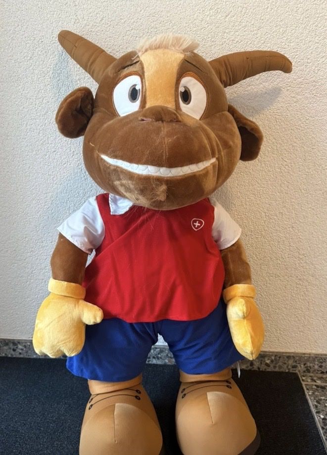 Giocattoli: Europapark Figur Böckli, neu – Nuovo (secondo la descrizione) da Reinach BL venduto da edith_4153