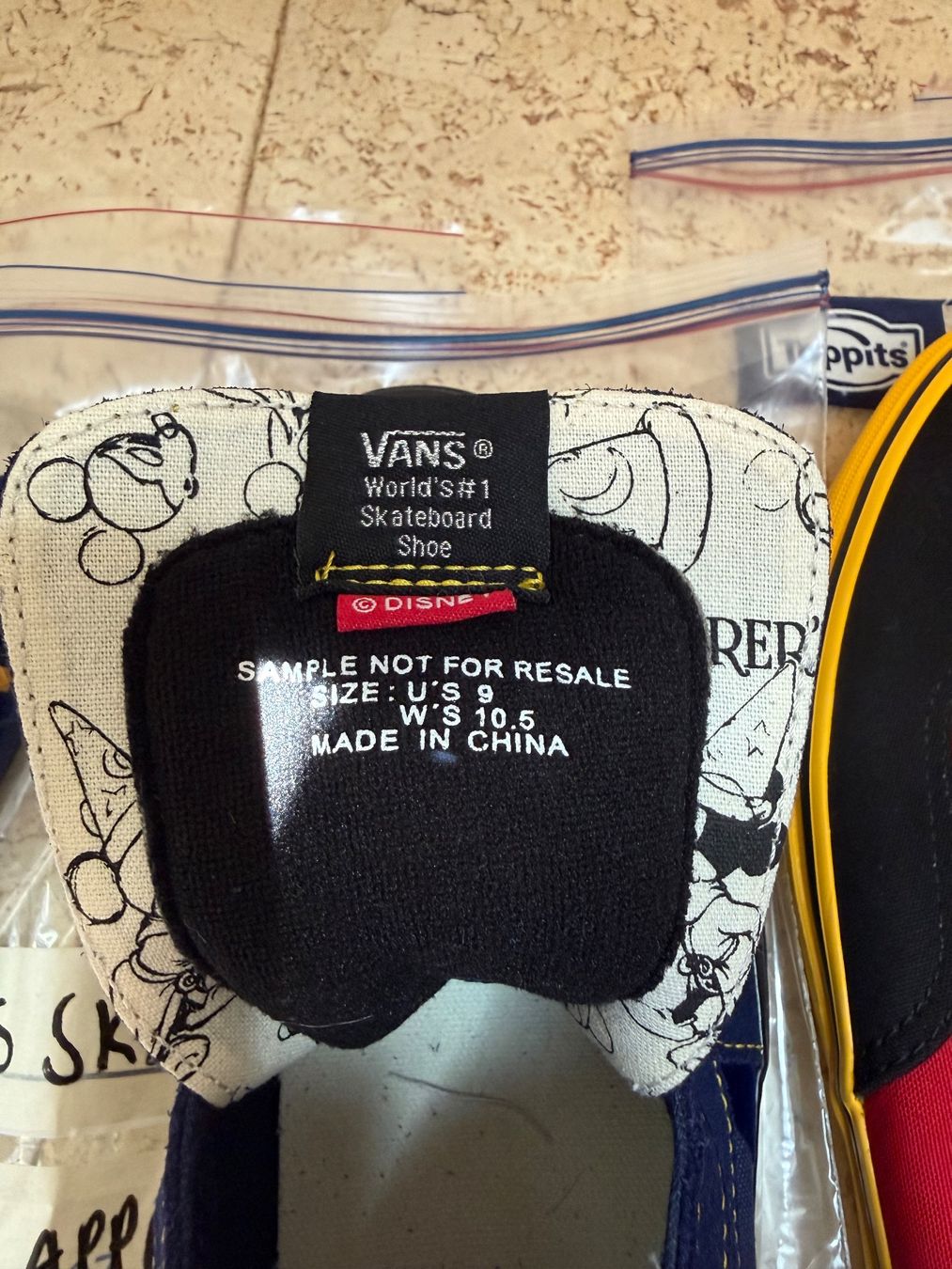 Vans Scarpe da uomo: 2x Vans x Disney "Sample" – Nuovo (secondo la descrizione) da Worb venduto da le_castor 5