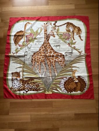 Salvatore Ferragamo, Seidenfoulard