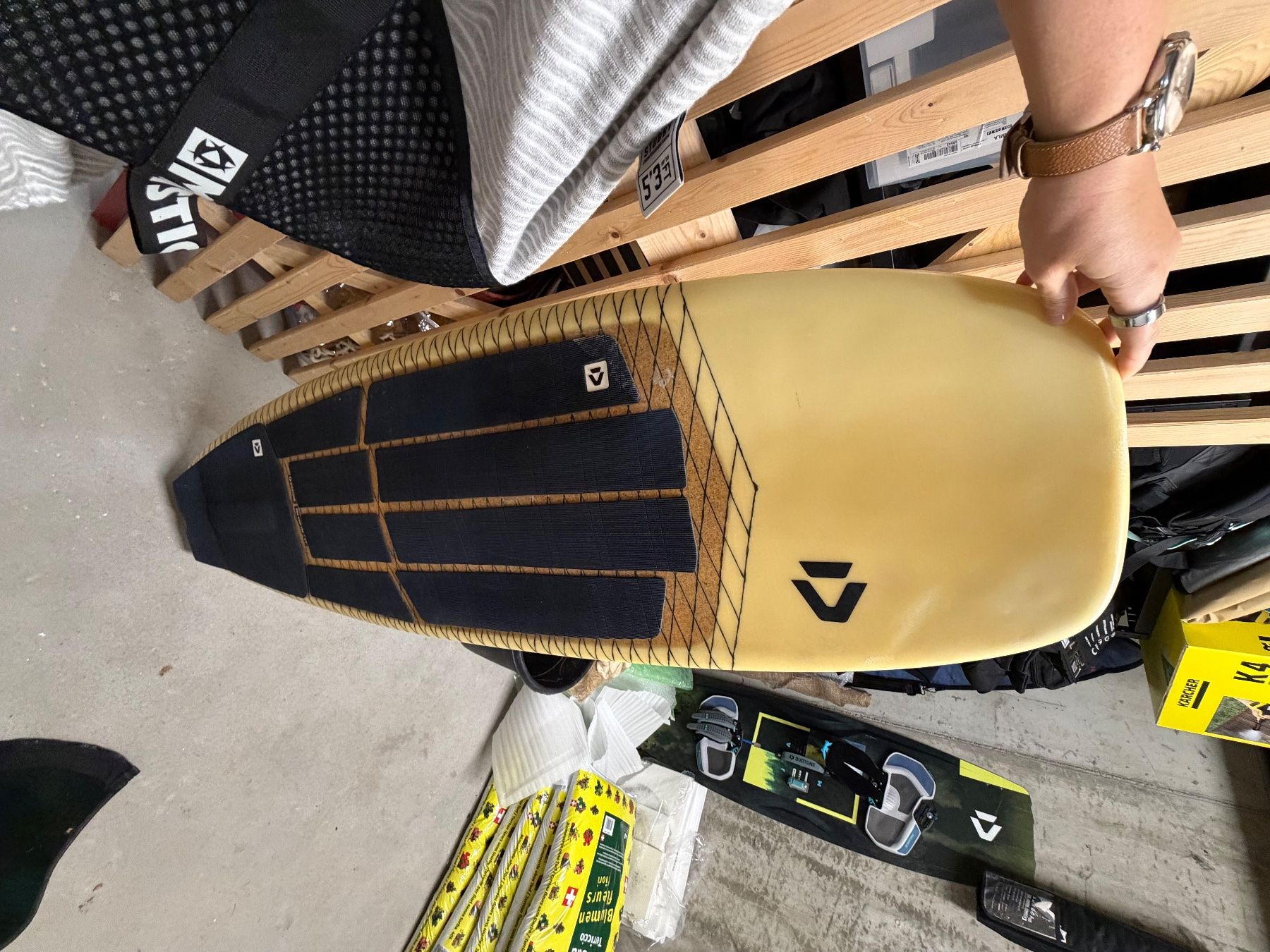 Duotone Tavole da surf e di nuoto: Kite-surf board Duotone Whip CSC 5.0 with extra padding – Usato da Gockhausen venduto da Bianka6789 6