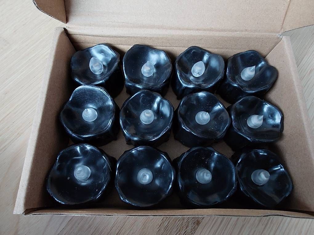Bougies: 12 schwarze LED-Kerzen – D'occasion à Winterthur par CeVe95 1