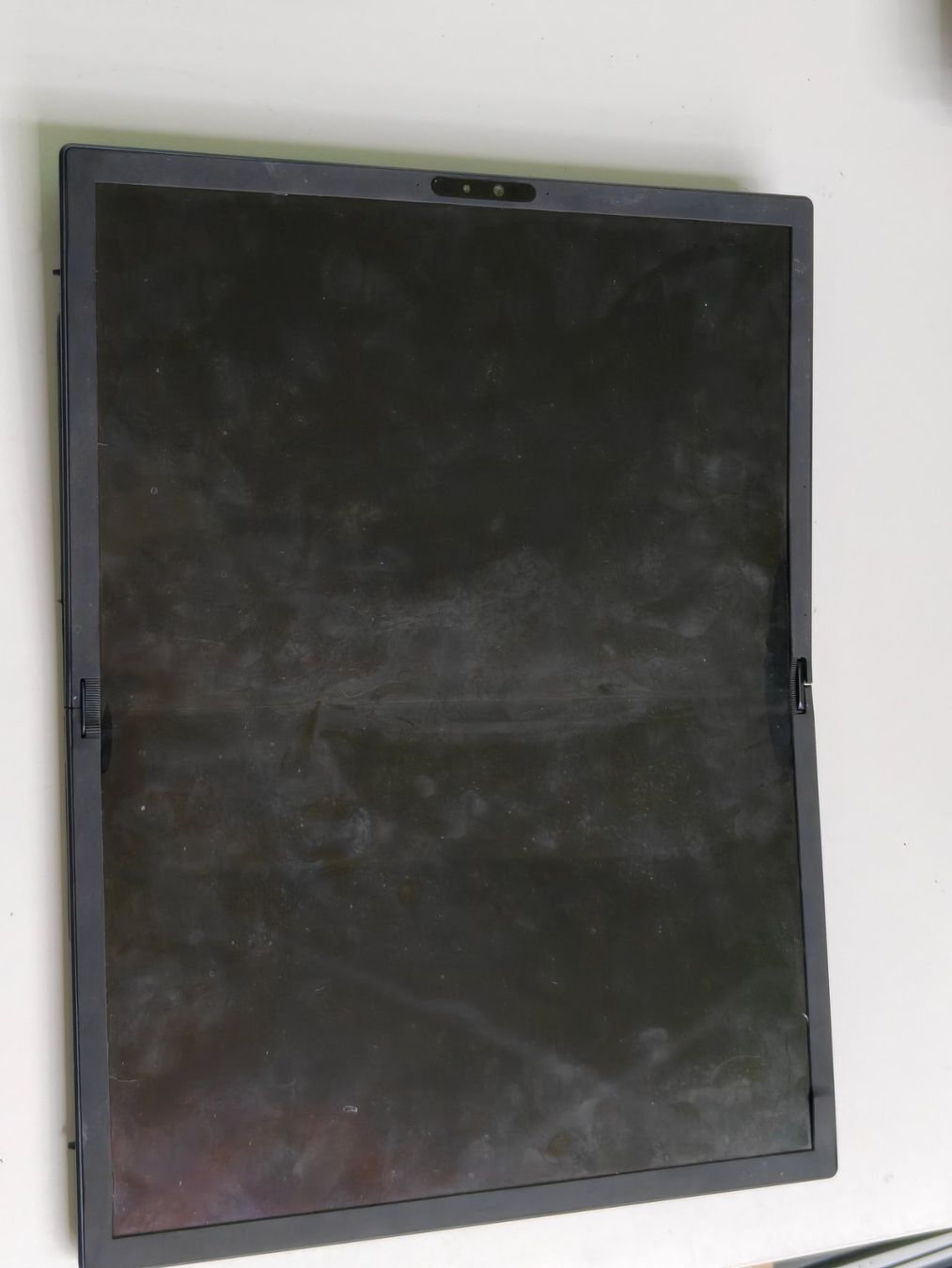 Asus Notebooks: ASUS ZenBook Fold OLED Ab 40.Fr – Defekt aus Solothurn von SDGG 1