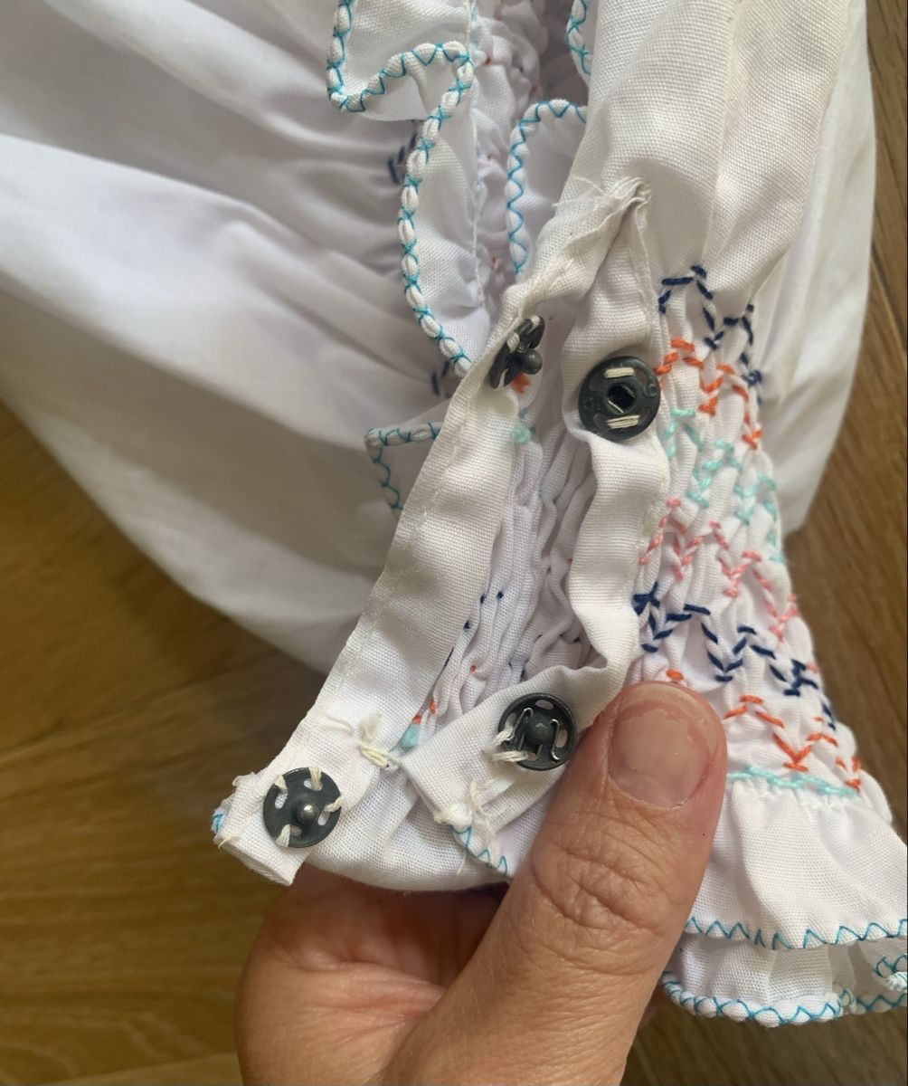 Camicette, T-shirt & Top: Embroidered summer Top XS/34 – Usato da Zürich venduto da Angela_Fashion_Lover 7