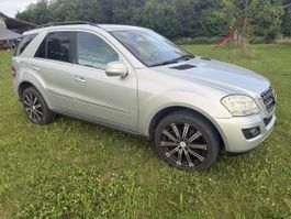 Mercedes ML 500