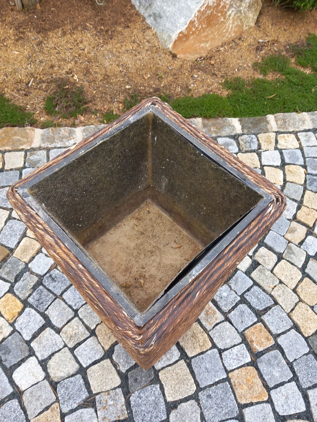 Vasi per fiori: Vase pour plantation – Usato da Troinex venduto da awh_m65m 2