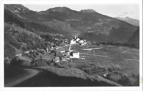 Cartoline postali: Osco (Leventina) vista generale – Usato da Olten venduto da clotaldi