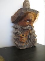 Holzfigur Motiv Kopf Gesicht aus massiven Holzstück