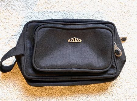 AVIAS Kulturtasche/Kosmetiktasche, Schwarz, Neuwertig