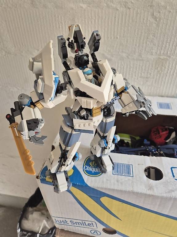 Lego Kit di costruzioni: Lego Zanes Titan – Usato da Winterthur venduto da Neuesim