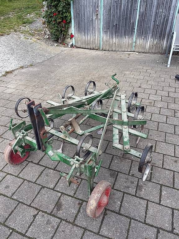 Toutes les machines: Federzinkenegge – D'occasion à Jenins par Urzi0