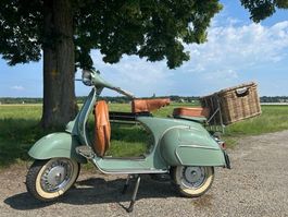 Vespa 125 Grüne Traum