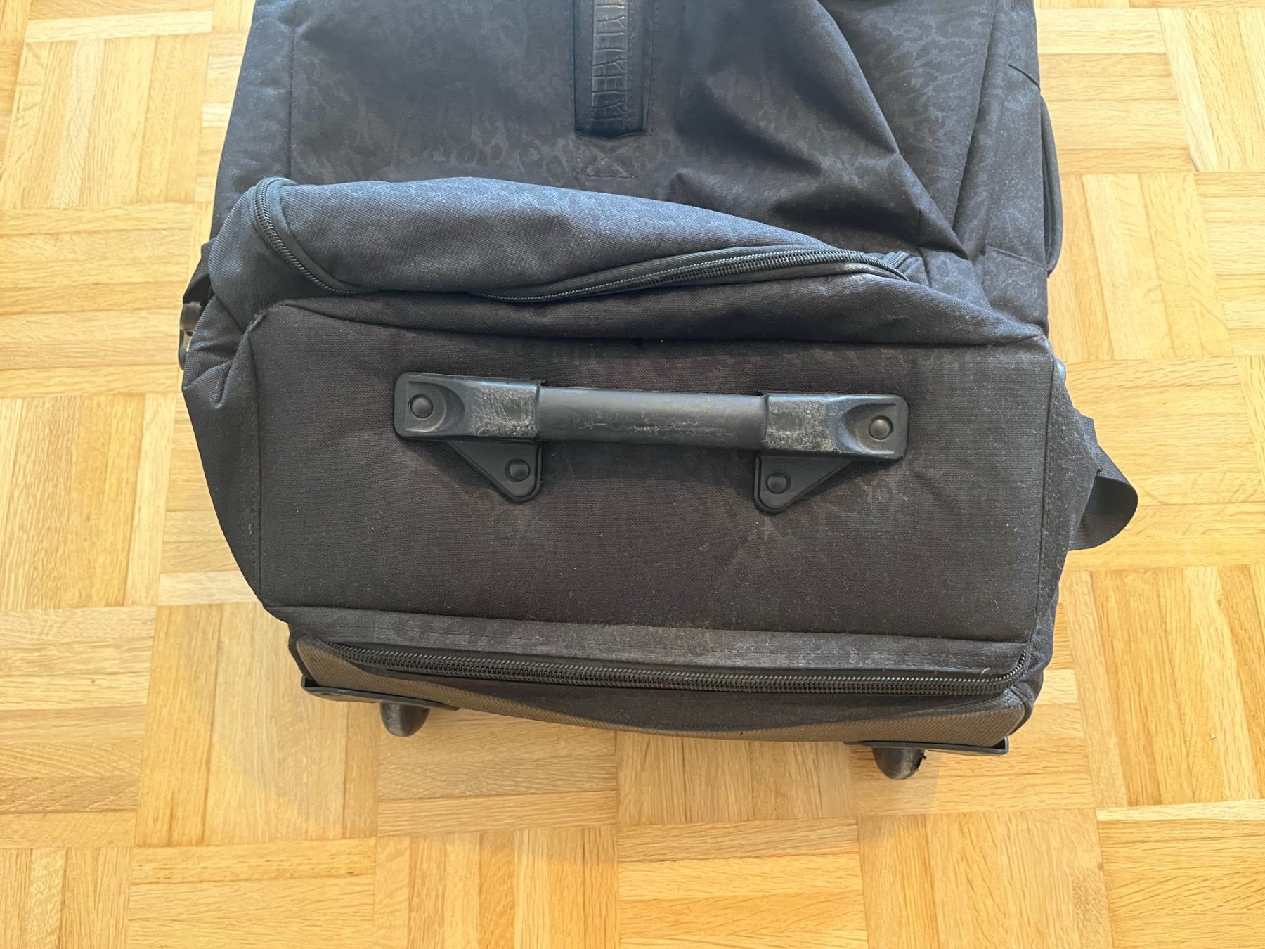 Dakine Valigie: Dakine Rollkoffer (110l) – Usato da Nidau venduto da Kiwi087 4