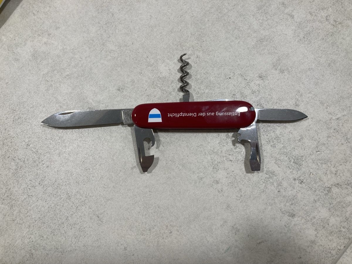 Victorinox Coltelli tascabile: Schweizer Sackmesser Victorinox – Nuovo (secondo la descrizione) da Cham venduto da LoreM7 1