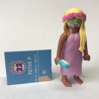 PLAYMOBIL FI?URES 70735 SERIE 22 girls 09 FACE MASK SHOWER G