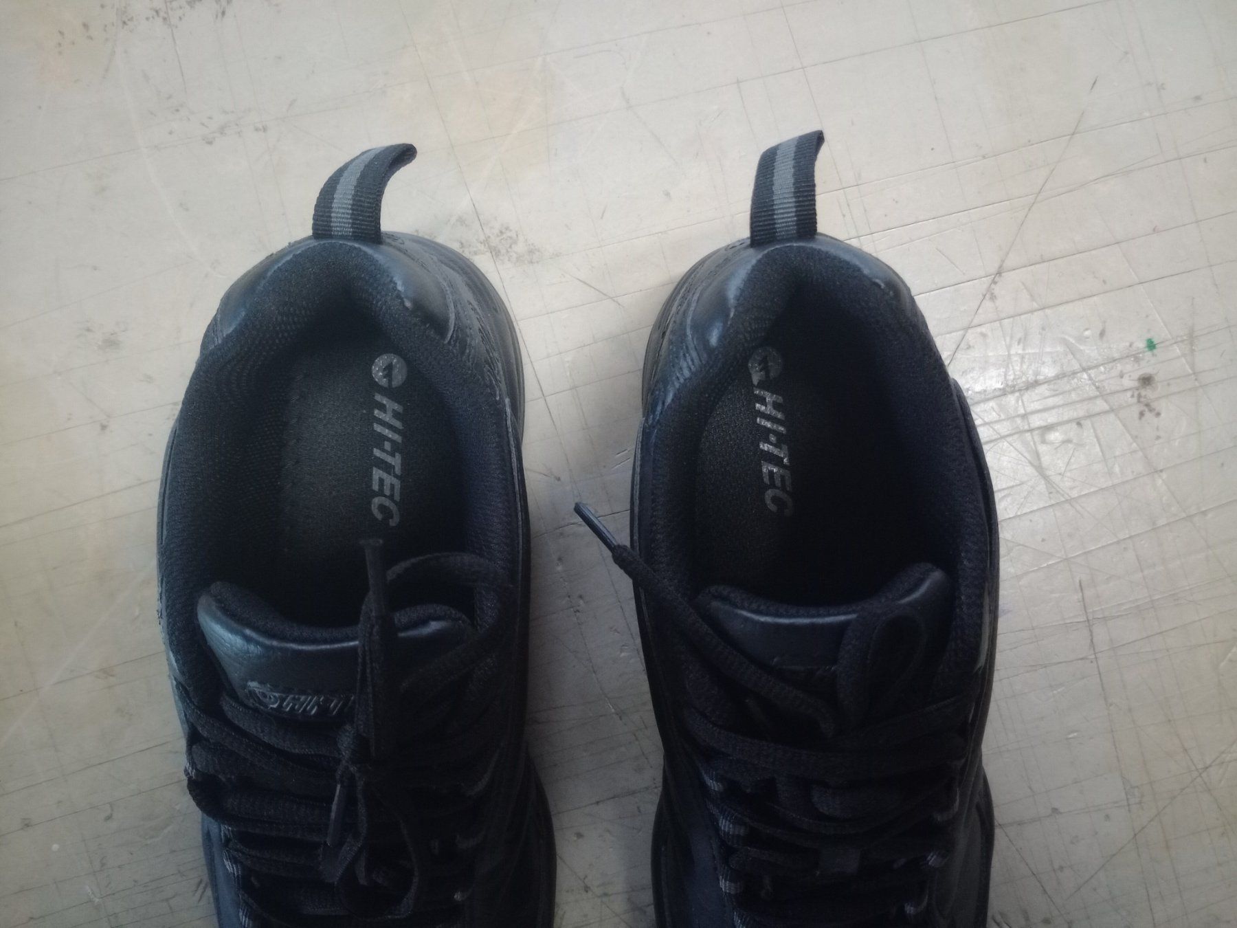 Hi-Tec Scarpe da uomo: Hi-Tec Schuhe, Grösse 41, NEU – Nuovo (secondo la descrizione) da Bern venduto da Charlie1517 2