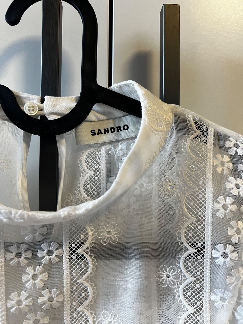 Sandro Camicette: Sandro Bluse NEU – Nuovo (secondo la descrizione) da Stetten AG venduto da mormic_1805 1