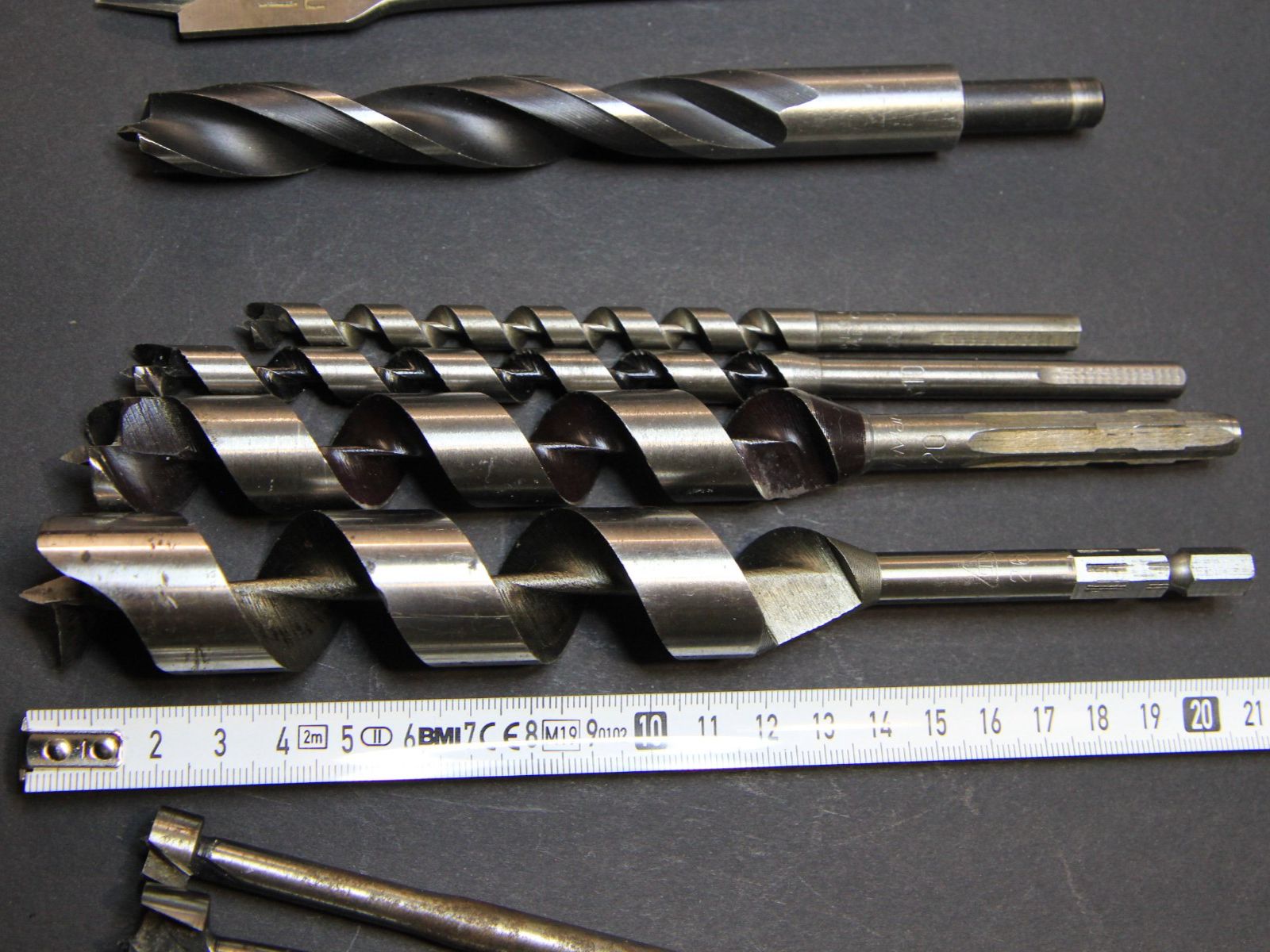Tutti gli attrezzi: Holzbohrer Set, Schlangenbohrer, Forstnerbohrer, etc. – Usato da Hölstein venduto da Kraftpaket 2