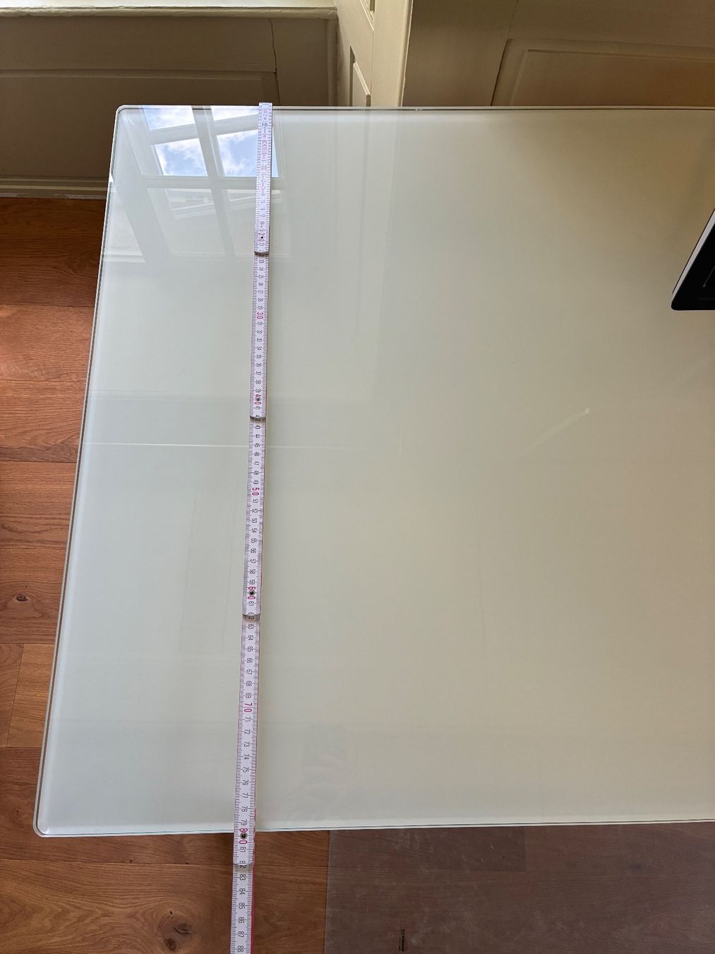 Tables: Tisch / Schreibtisch / Pult – D'occasion à Frick par 01100110 1