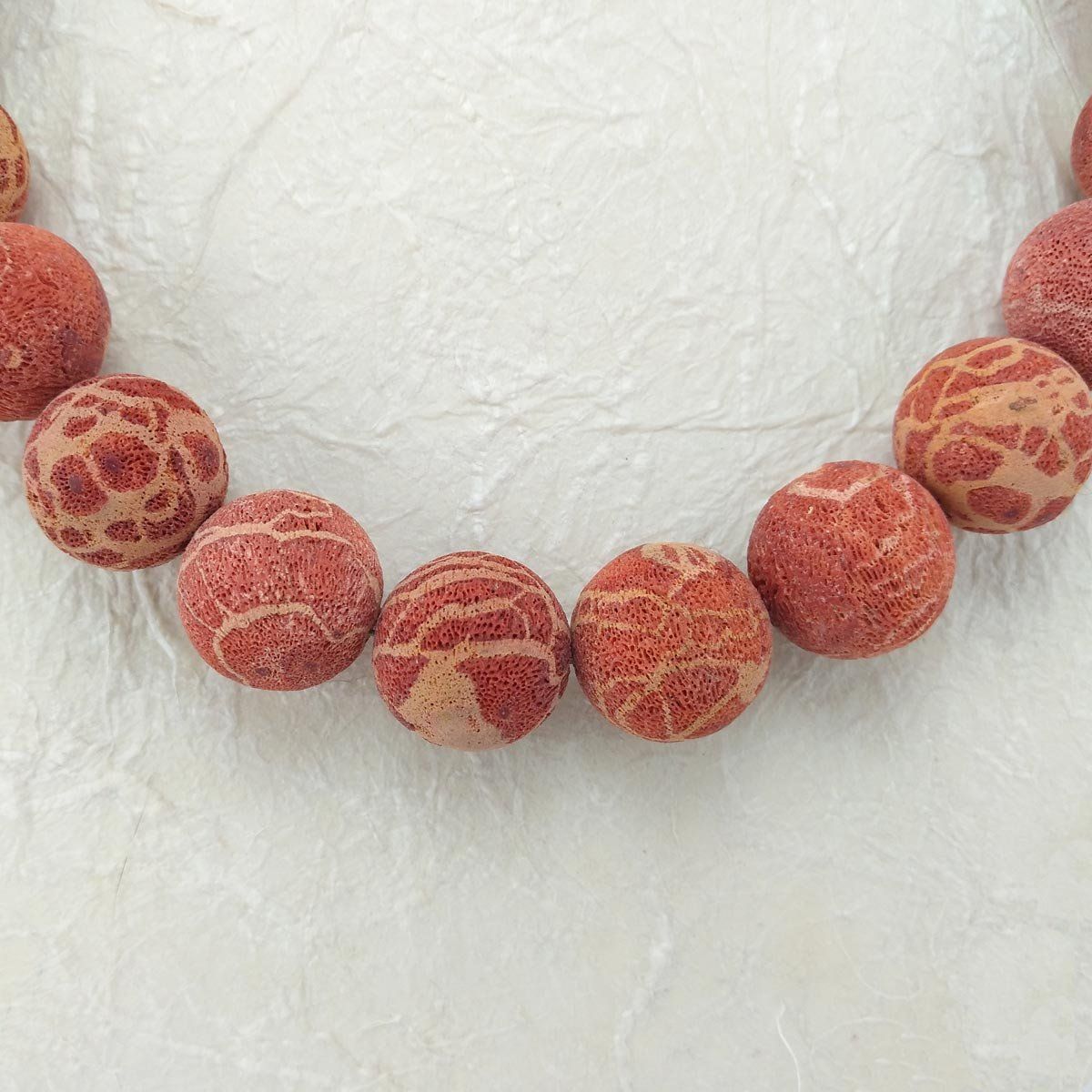 Catenine: Rote Schaumkorallen Halskette – Nuovo e nell'imballaggio originale da Meilen venduto da Byrd-bijoux 1