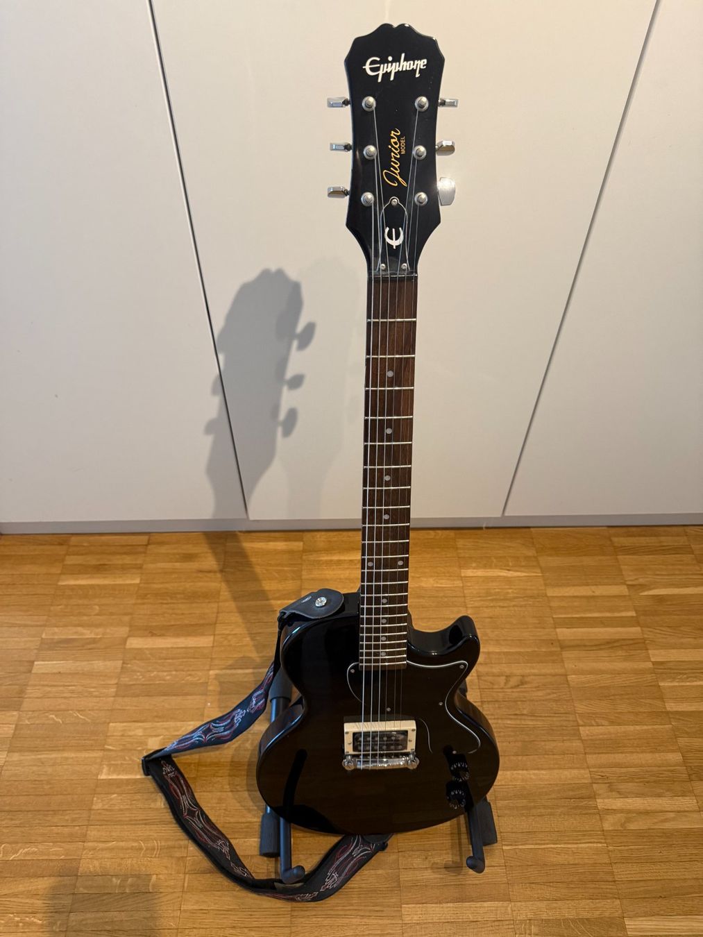 Epiphone Strumenti musicali: Gibson Epiphone Junior Electric Guitar – Usato da Gland venduto da bfranck 2