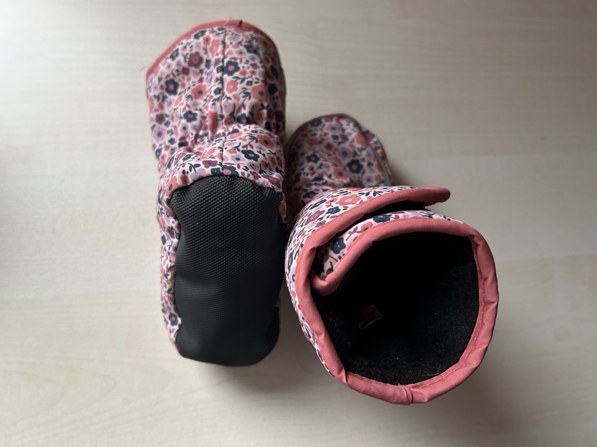 Scarpe per ragazze: Babyschuh - Gamaschen , rosa, Grösse 17 – Nuovo (secondo la descrizione) da Diessenhofen venduto da Bmaurice 1