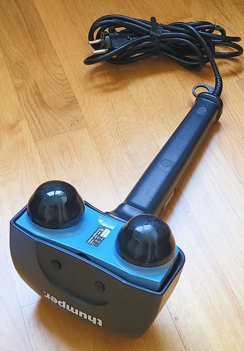Dispositivi per massaggi: Massagegerät Thumper Mini Pro schwarz – Usato da Muttenz venduto da Mithrur 6
