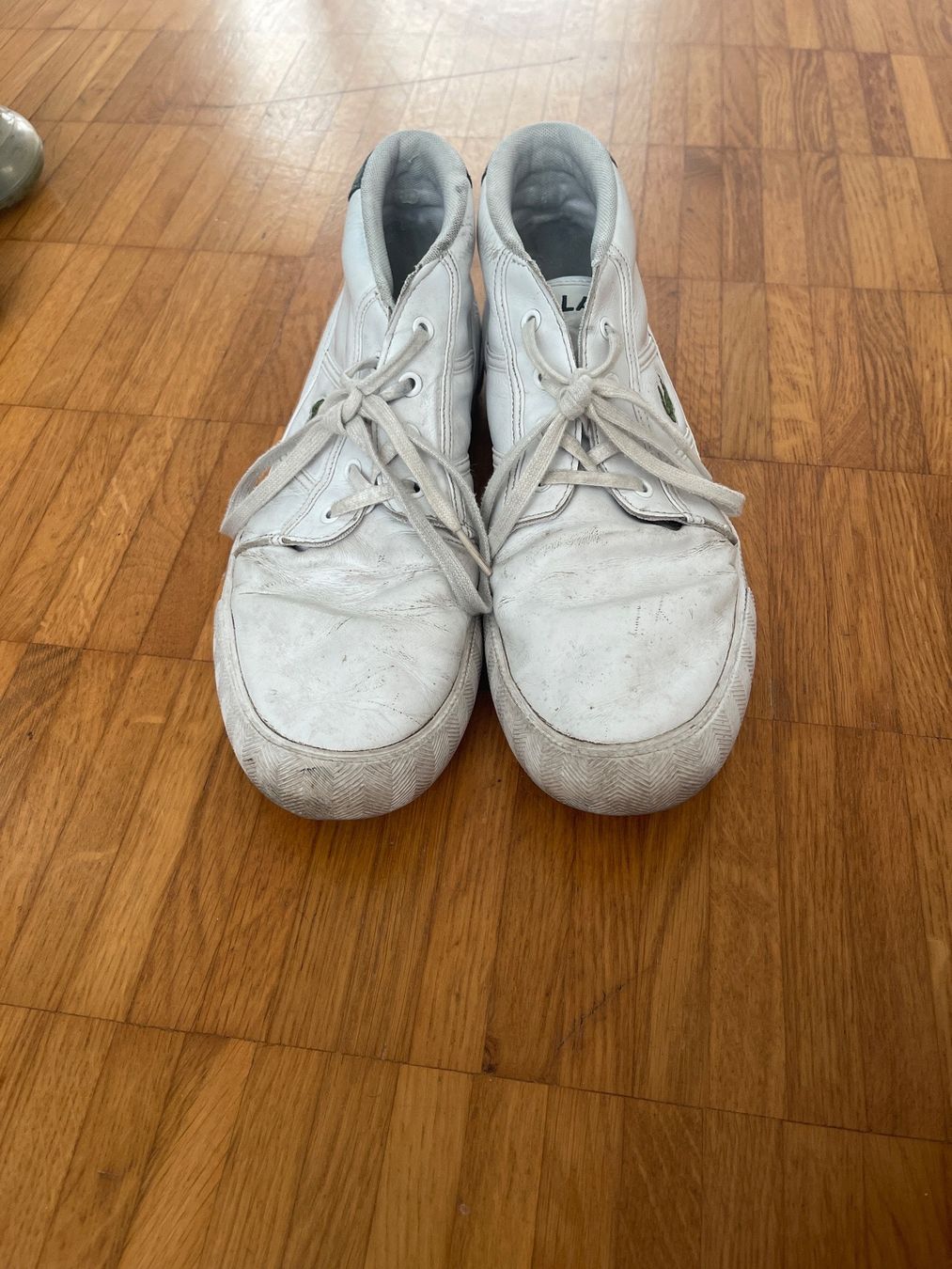 Lacoste Herrenschuhe: Lacoste Sneaker weiss – Gebraucht aus Riehen von rom_2bhm 2