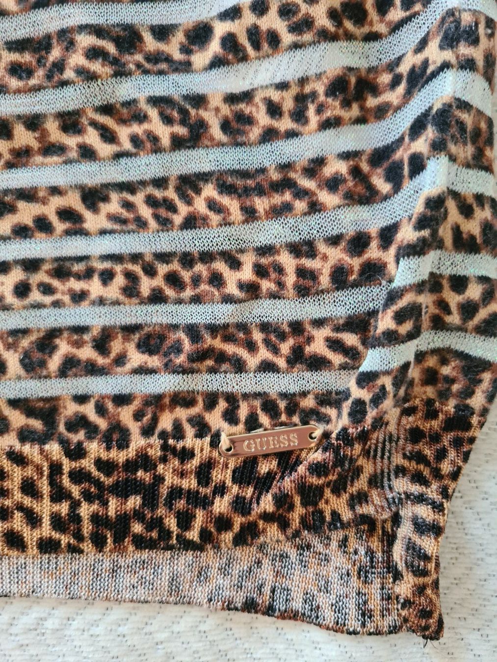 Guess Maglioni & Felpe: Guess Pullover Gr. S - Leoparden- & Tropenmuster – Usato da Biel/Bienne venduto da mister1chf 5