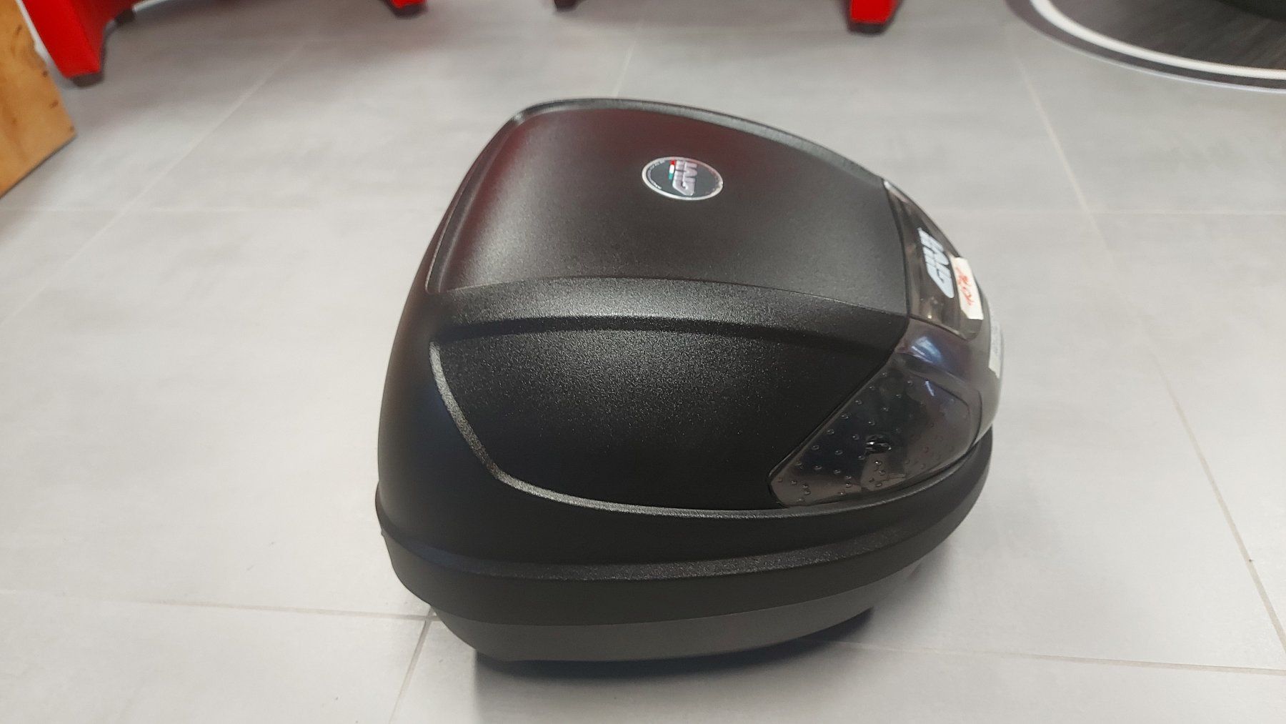 Givi Topcase: Givi Top Case 29 Liter – Usato da Kölliken venduto da motoleu 2