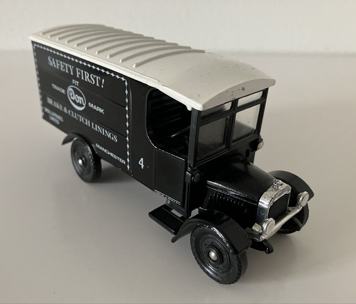 Corgi Toys Modellautos: Corgi Classics 910 Don Bremsen 1929 Thornycroft Van Limited – Gebraucht aus Zürich von Kue_Zuerich