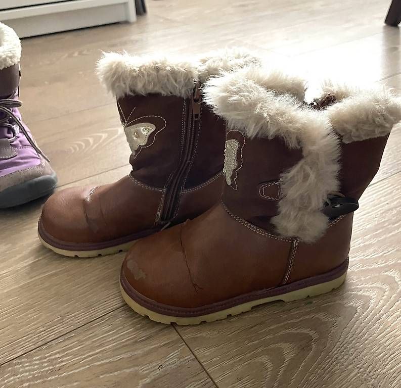 Scarpe per ragazzi: Schuhpaket Gr. 25 – Usato da Deitingen venduto da ALE-3891 3