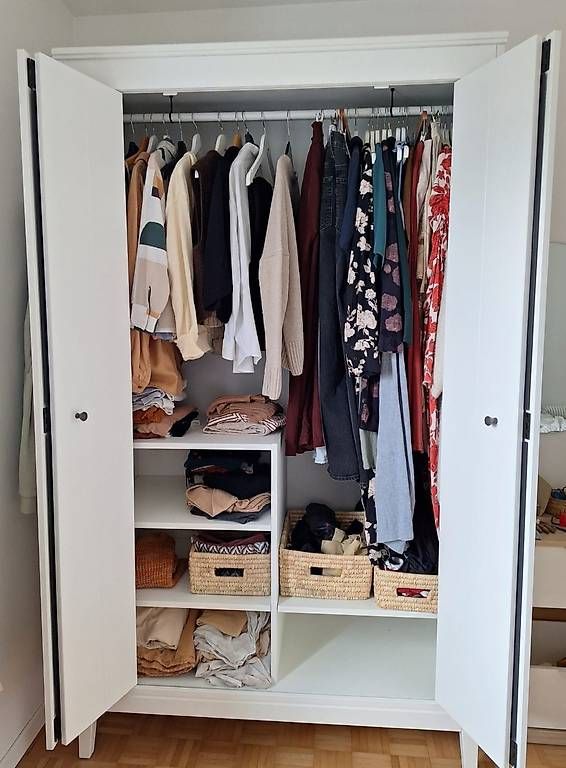 Ikea Schränke: IDANÄS Kleiderschrank – Gebraucht aus Wettingen von ram_mf6f 3