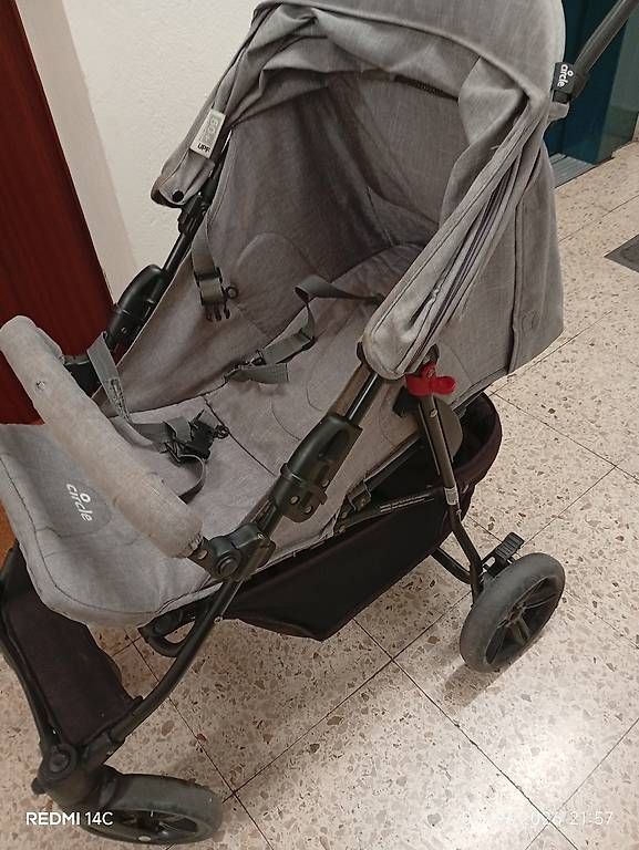 Kinderwagen: Poussette technique  – Gebraucht aus Genève von uto_r9th 1