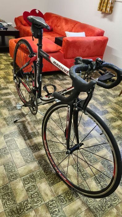 Velos: Top Rennrad Viner Magicus Carbon Gr. M – Gebraucht aus Schübelbach von Dolly990_2