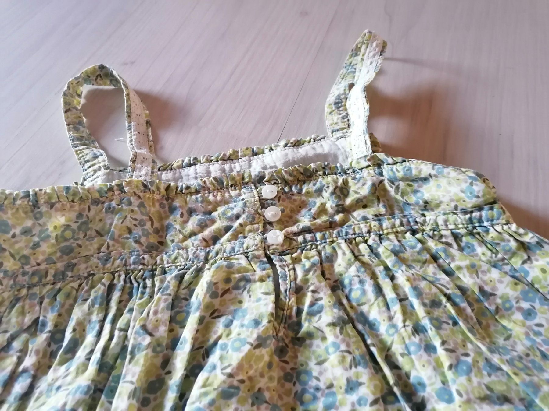 Blusen, T-Shirts & Tops: Top – Gebraucht aus Montcherand von petiteoune75 4