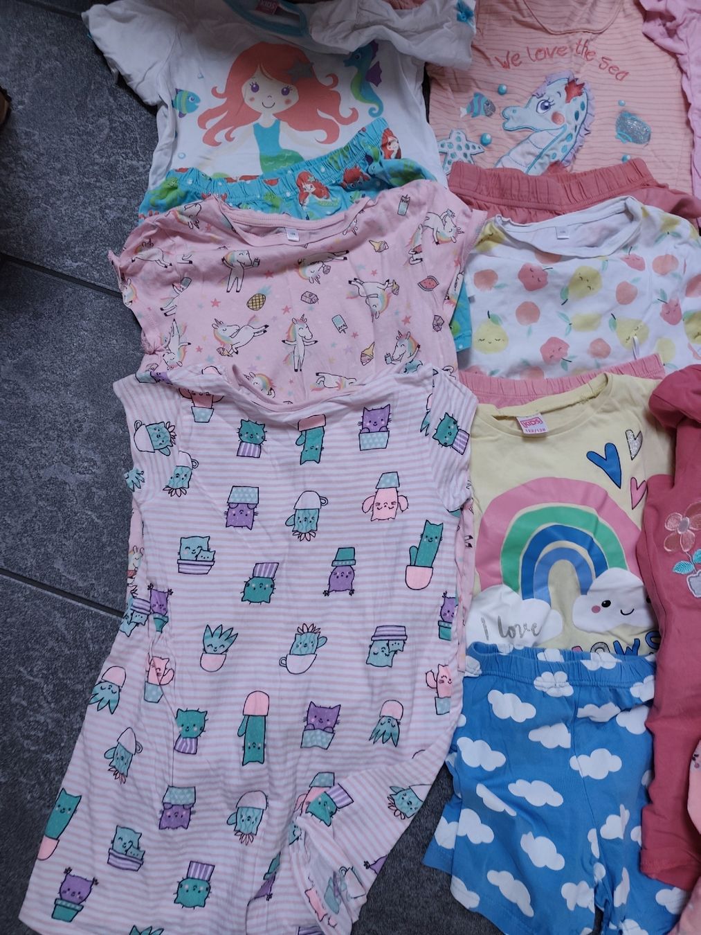 Pigiama & Simili: Pyjamas Set Sommer Gr 122/128, 10 Stk. – Usato da Fulenbach venduto da meje0081 3