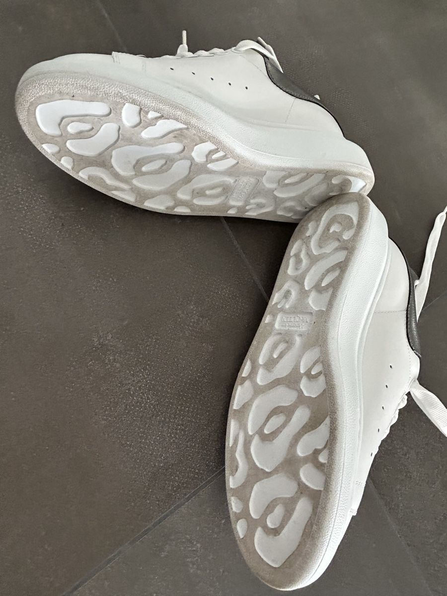 Alexander Mcqueen Chaussures femmes: Original Alexander McQueen Schuhe Gr. 37 metallic silber – Neuf (Voir description) à Itingen par ella308874 4