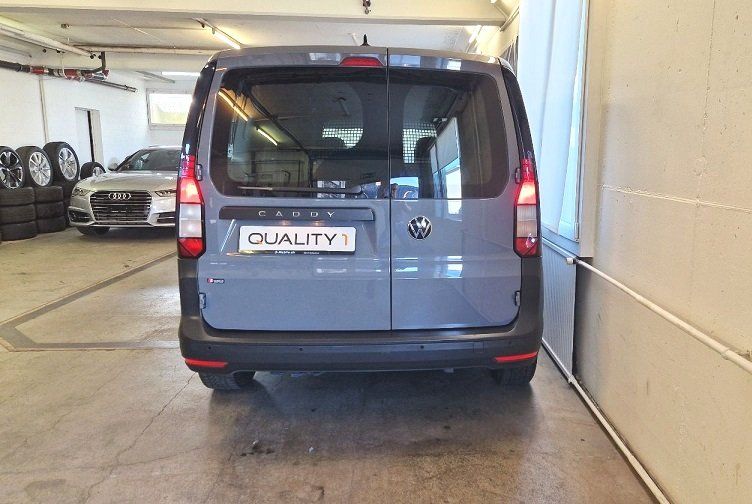 VW Veicoli commerciali: VW Caddy Cargo 1.5 TSI DSG Entry – Usato da Schenkon venduto da S-Mobile 4
